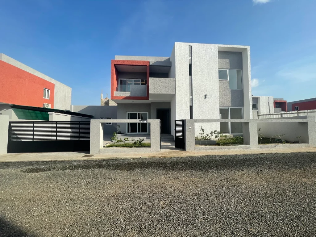 4 bedroom detached house for sale in Tema Accra