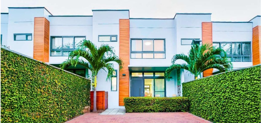 2 bedrooms in borteyman