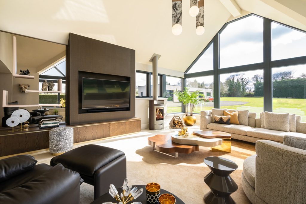 4 bedrooms apartment in airport residential